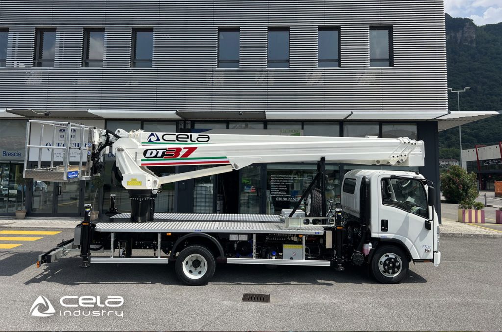Cela DT Track 37